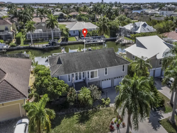 Canalfront Home with Pool, Hot Tub and Dock in Marco island